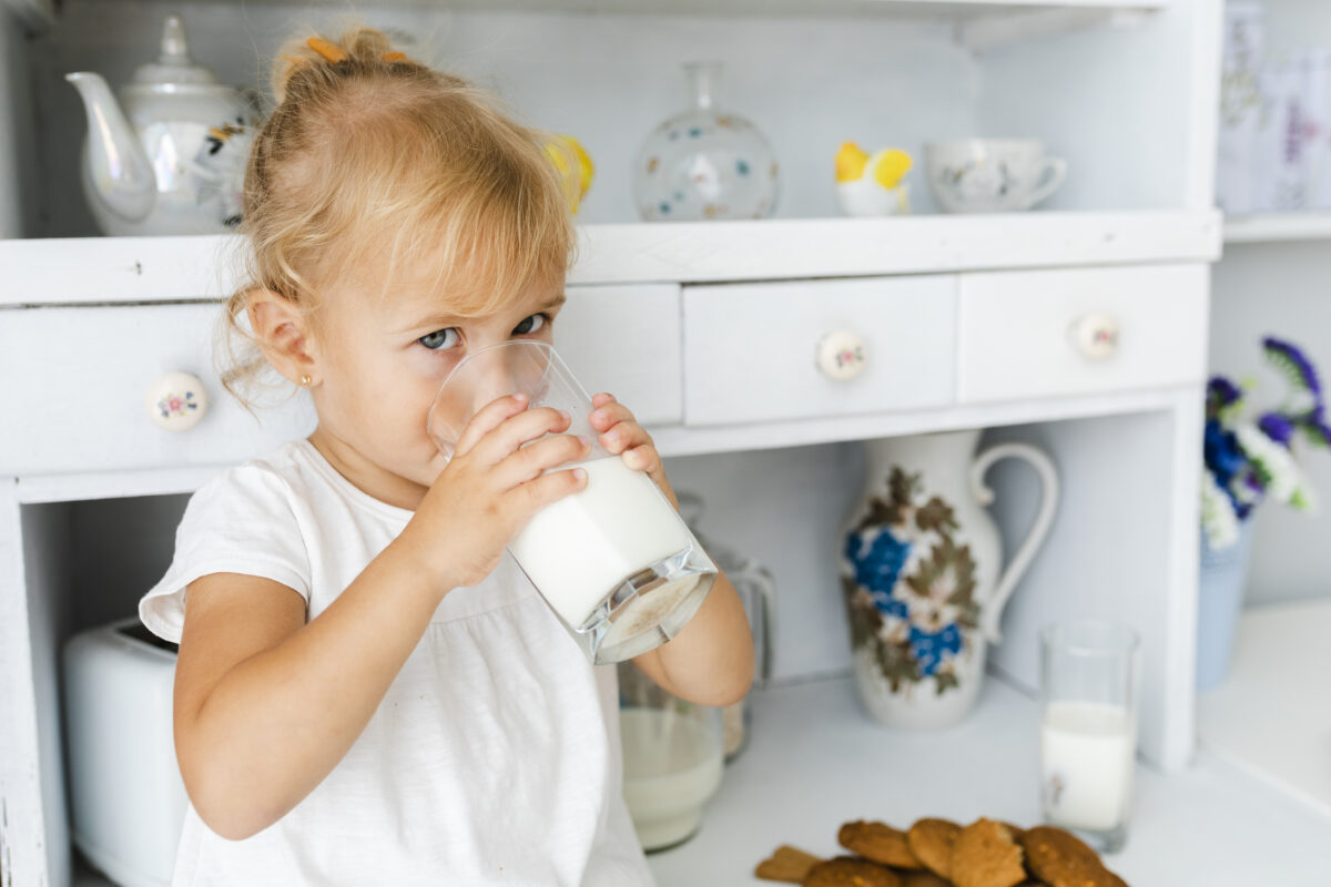 Tất tần tật kiến thức về sữa tăng cân cho bé